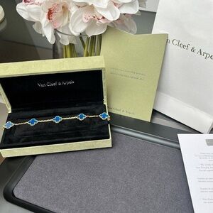 Van Cleef & Arpels Blue and 18K Gold Bracelet